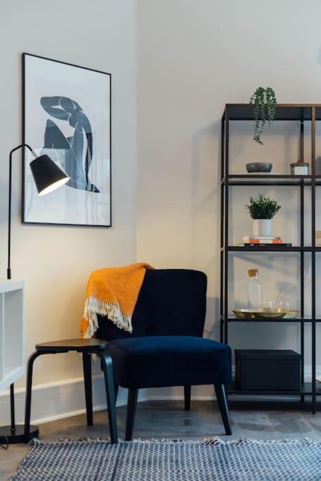 Stylish Stirling Apartment - Free Parking Luaran gambar