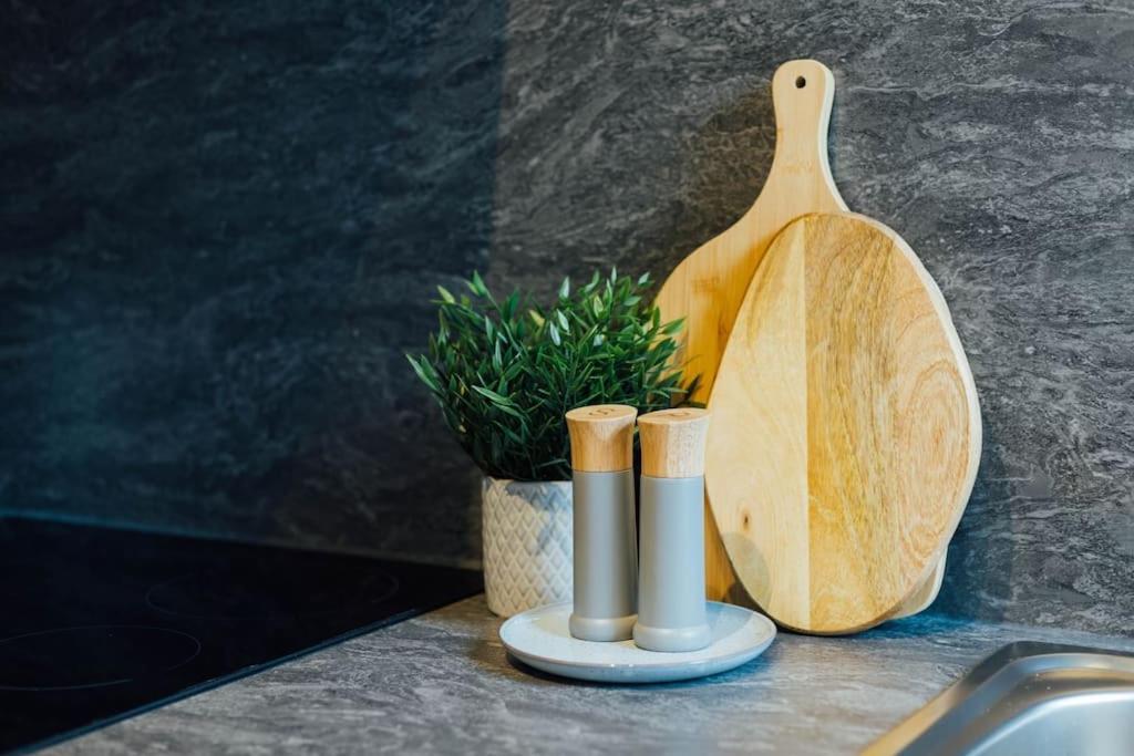 Stylish Stirling Apartment - Free Parking Luaran gambar