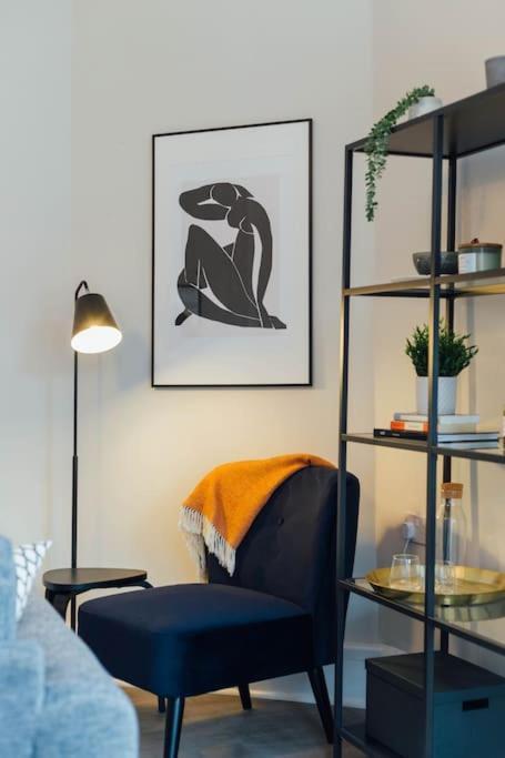 Stylish Stirling Apartment - Free Parking Luaran gambar