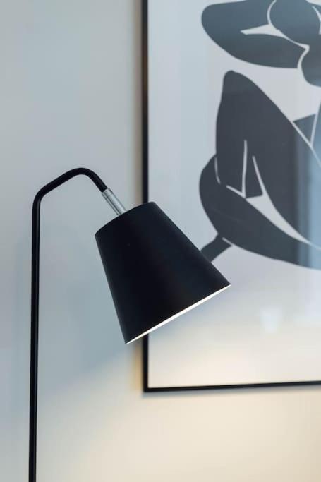 Stylish Stirling Apartment - Free Parking Luaran gambar